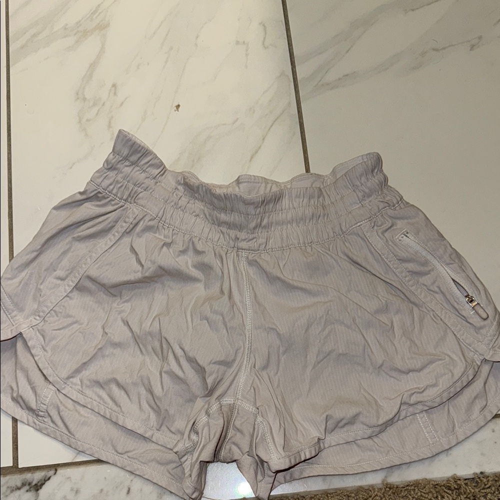 Lululemon  white  Shorts